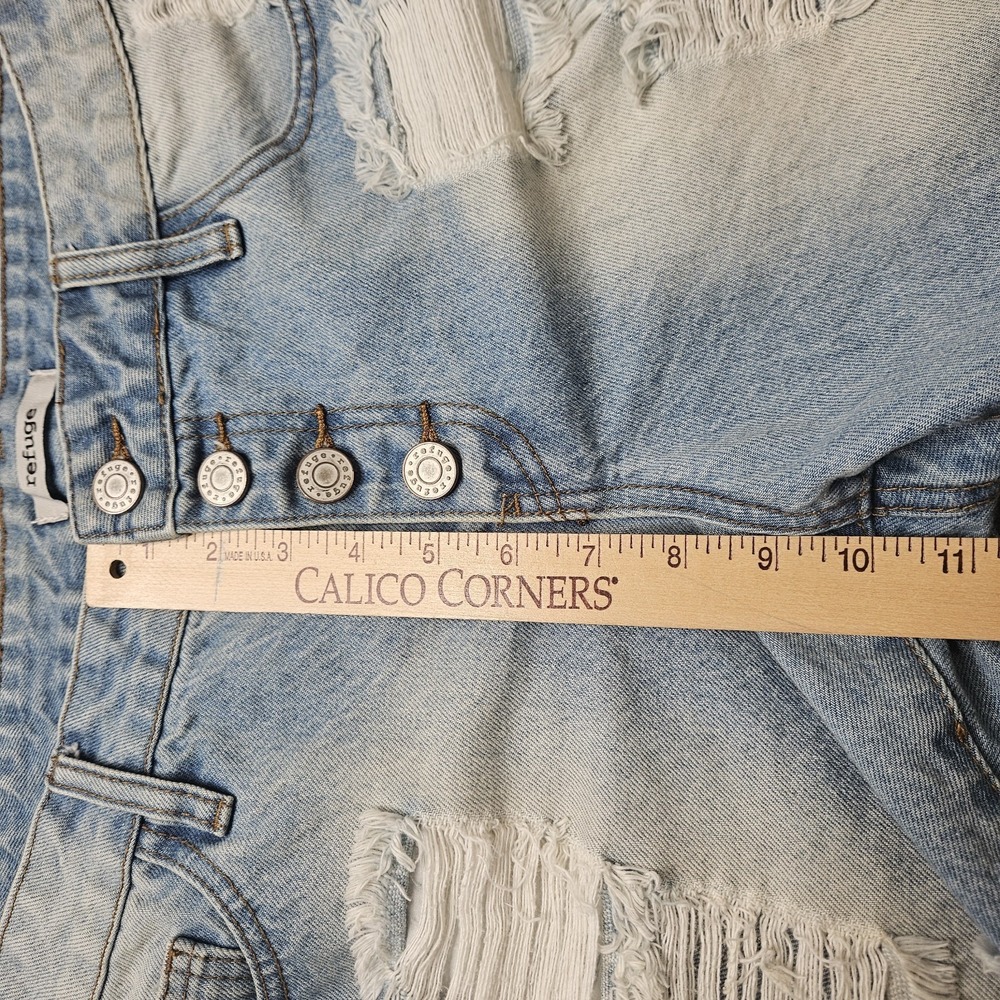 Refuge Women's Jean Shorts Cut Off Buttonfly Distressed Size 12 Festival Cowgirl - Picture 6 of 7